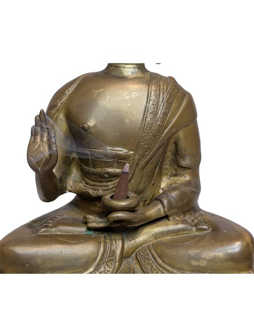 17th–18th Century Tibetan Fire-Gilt Bronze Buddha – close view of the lower section