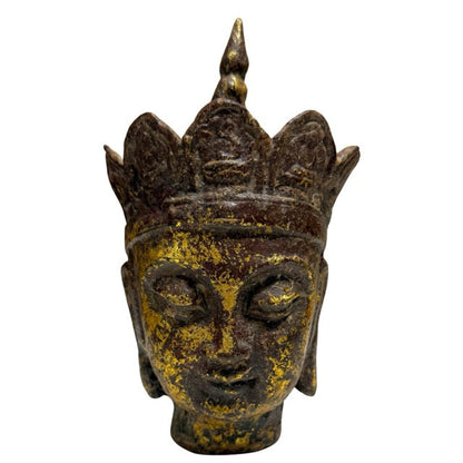 Original gold leaf remnants on the gilt cast-iron surface