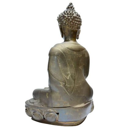Opposite rear angle of Tibetan bronze Buddha with incised robe border