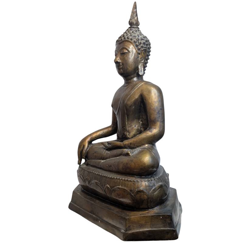Traditionele bronzen Boeddha figuur
