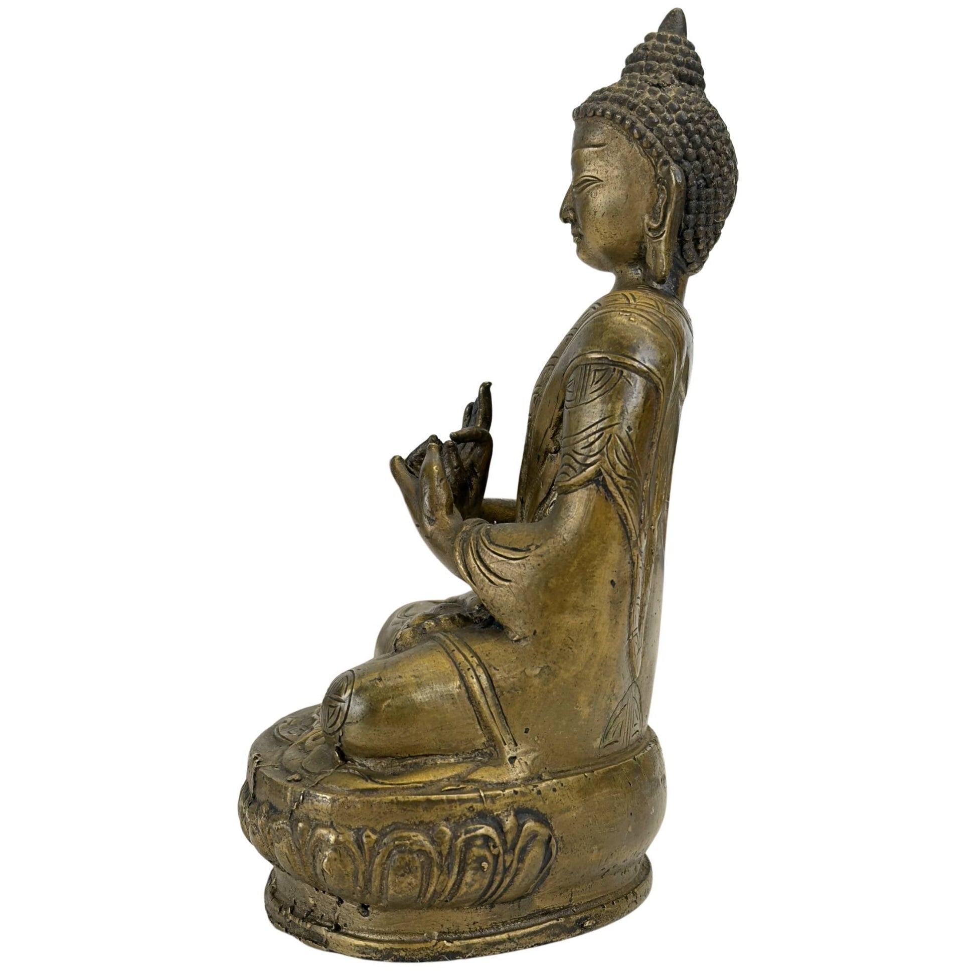 Zijaanzicht van de Boeddha in dhyasana houding met weergave van het pre-industriële cire perdue gietwerk