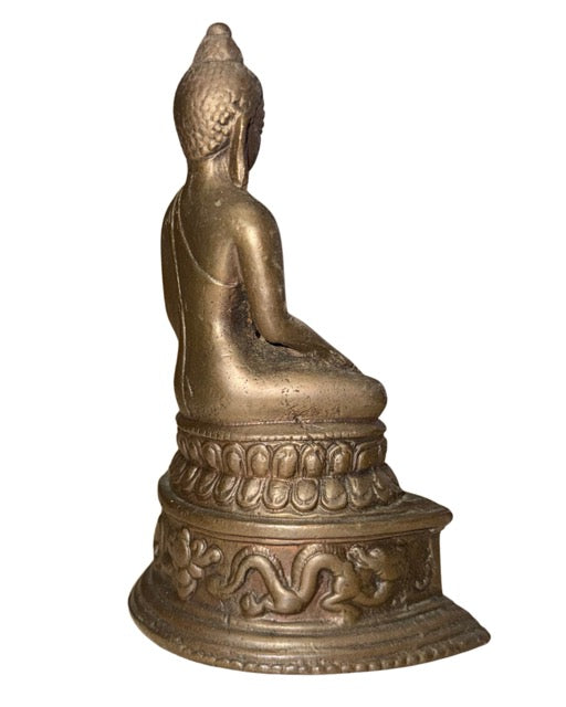 Antiek bronzen Boeddhabeeld met lotusmotief en verfijnde troondecoratie
