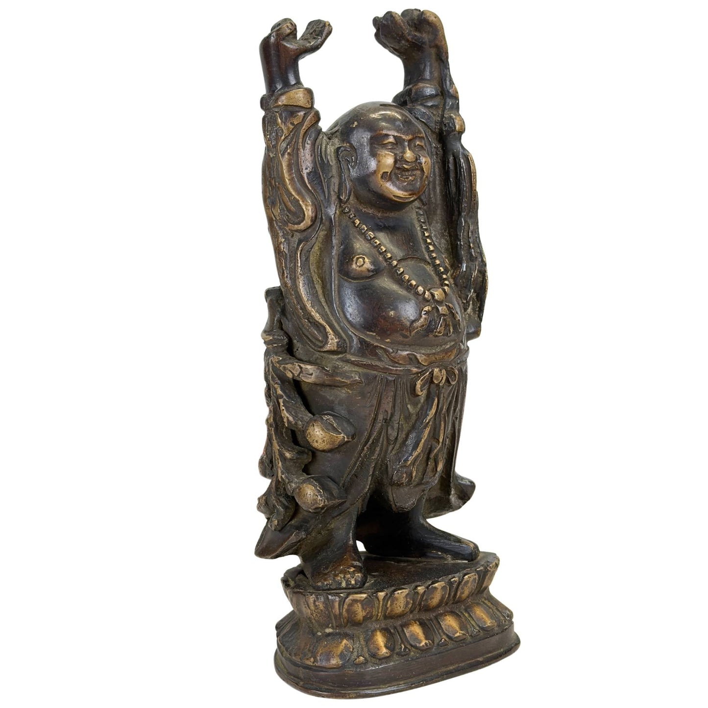 Handgegoten Chinees bronsbeeld van de Lachende Boeddha Budai met opgeheven handen op lotusbasis