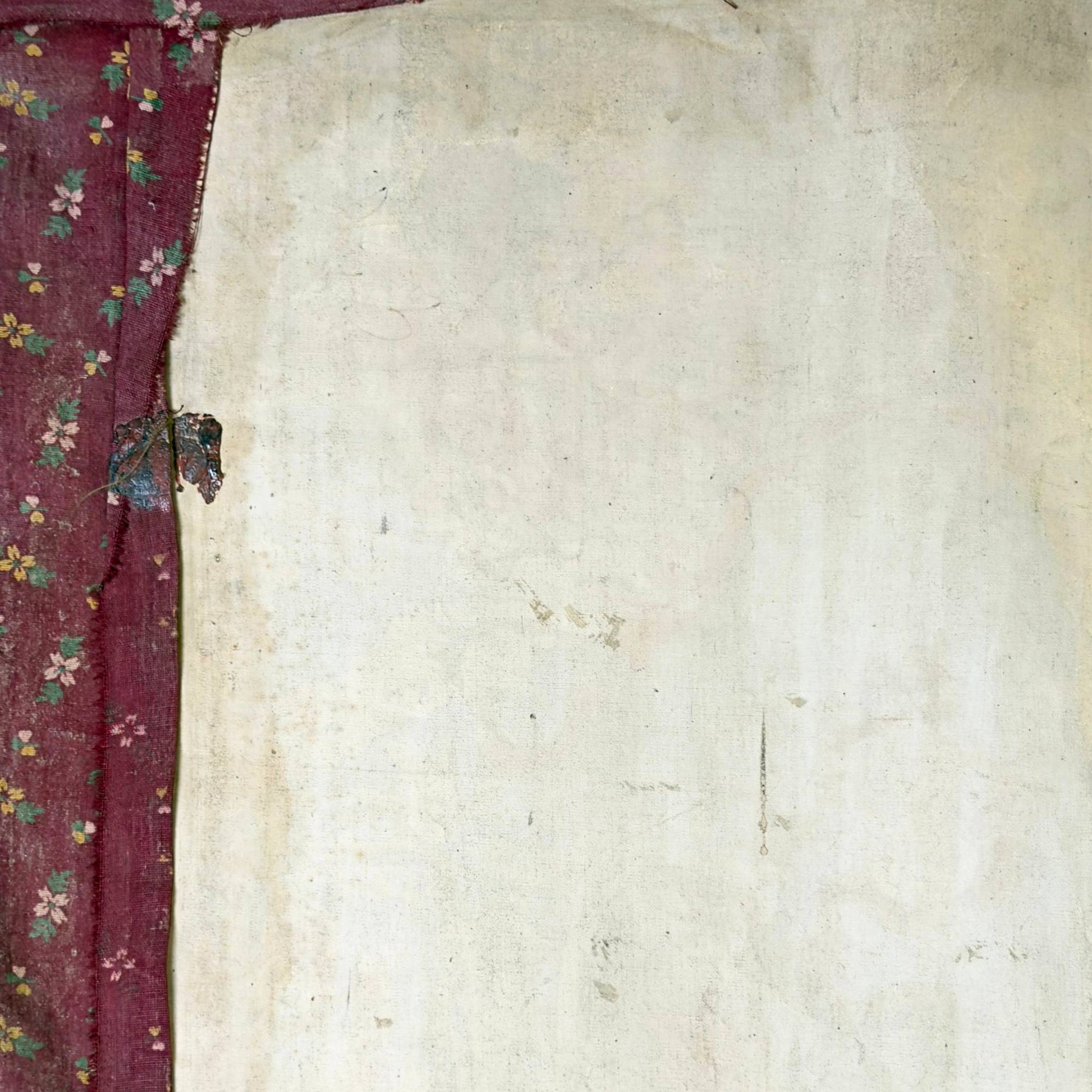 Natuurlijk patina en karakteristieke craquelé van een antiek handgeschilderd Tibetaans rolschilderij