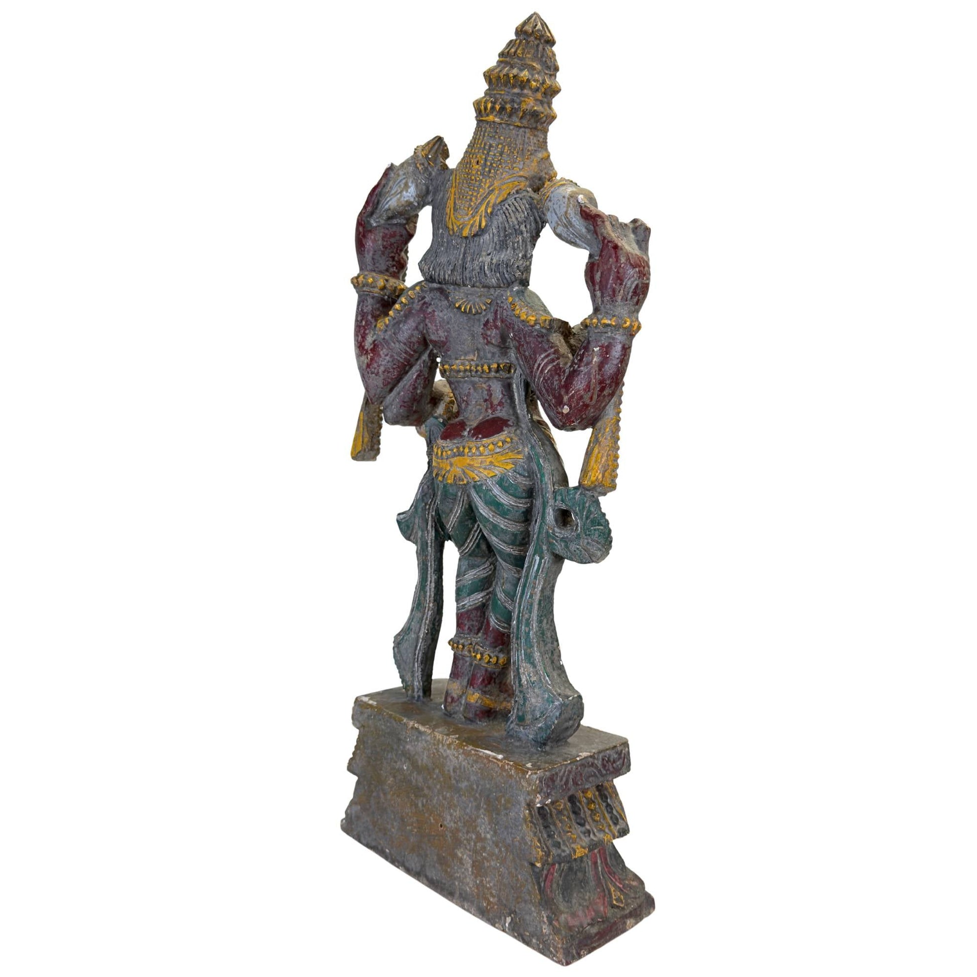 Antiek beeld van hindoegod Vishnu gesneden uit hardhout