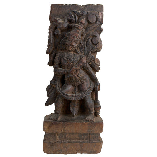 Antiek Zuid-Indiaas Ratha-paneel met afbeelding van Heer Rama uit een historische tempelwagen