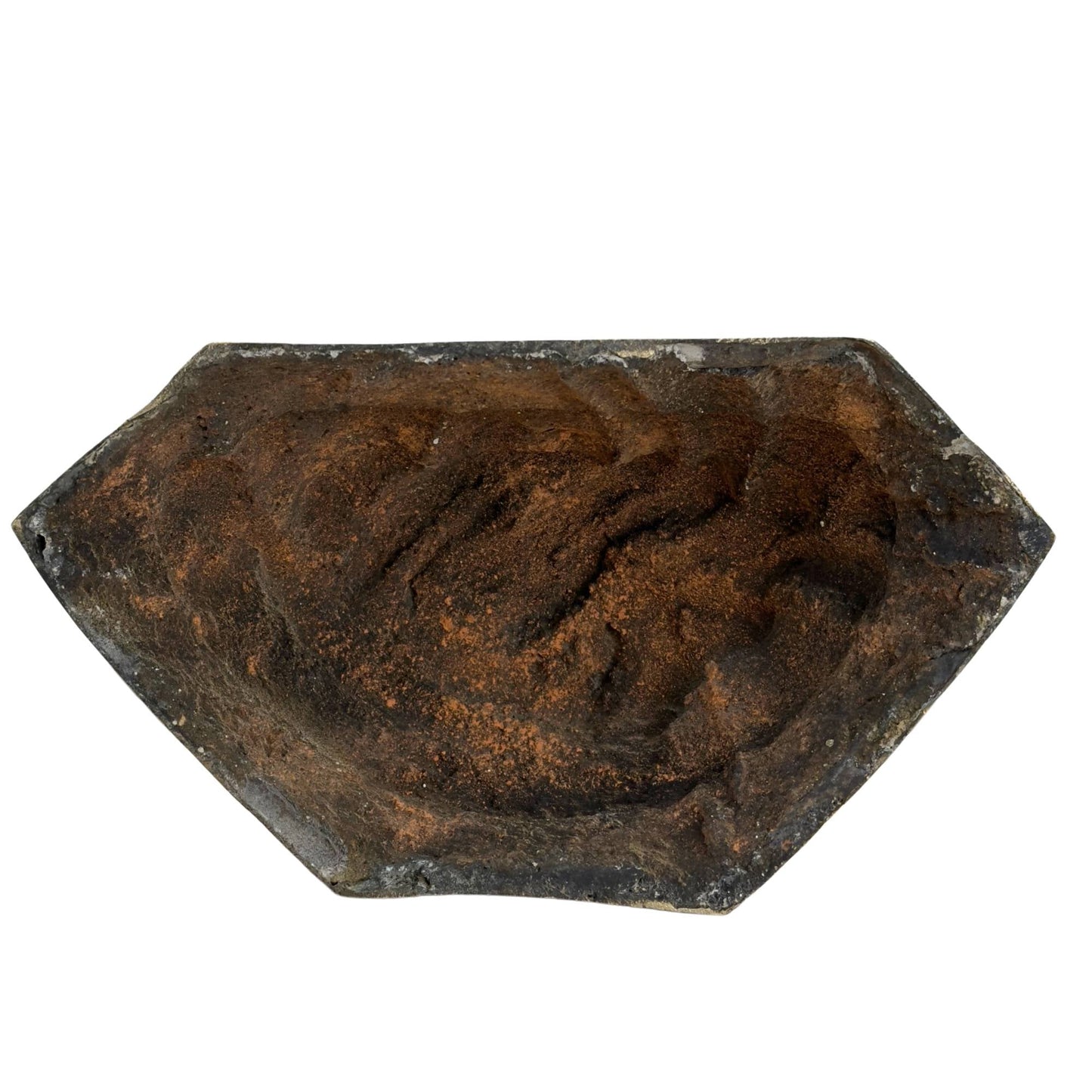 Antieke crowned Buddha sculptuur met koninklijke iconografie