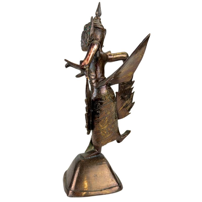 Antieke Thai Kinnara sculptuur in klassieke Rattanakosin stijl.