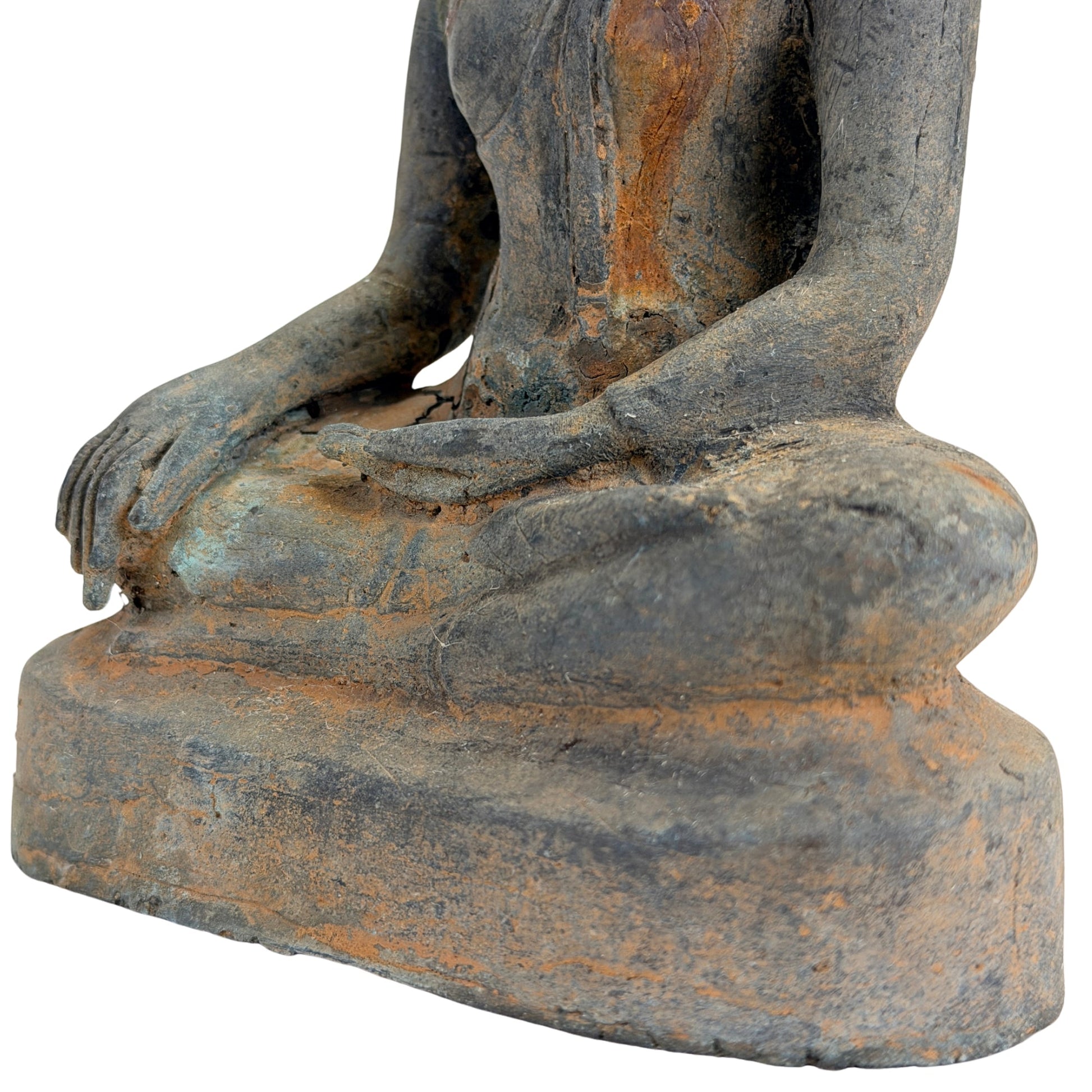 Antique Ayutthaya Buddha with natural patination and gilt traces, catalogue view 16