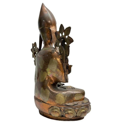 Antique gilt bronze Tsongkhapa, rear-left view with engraved gilded surface