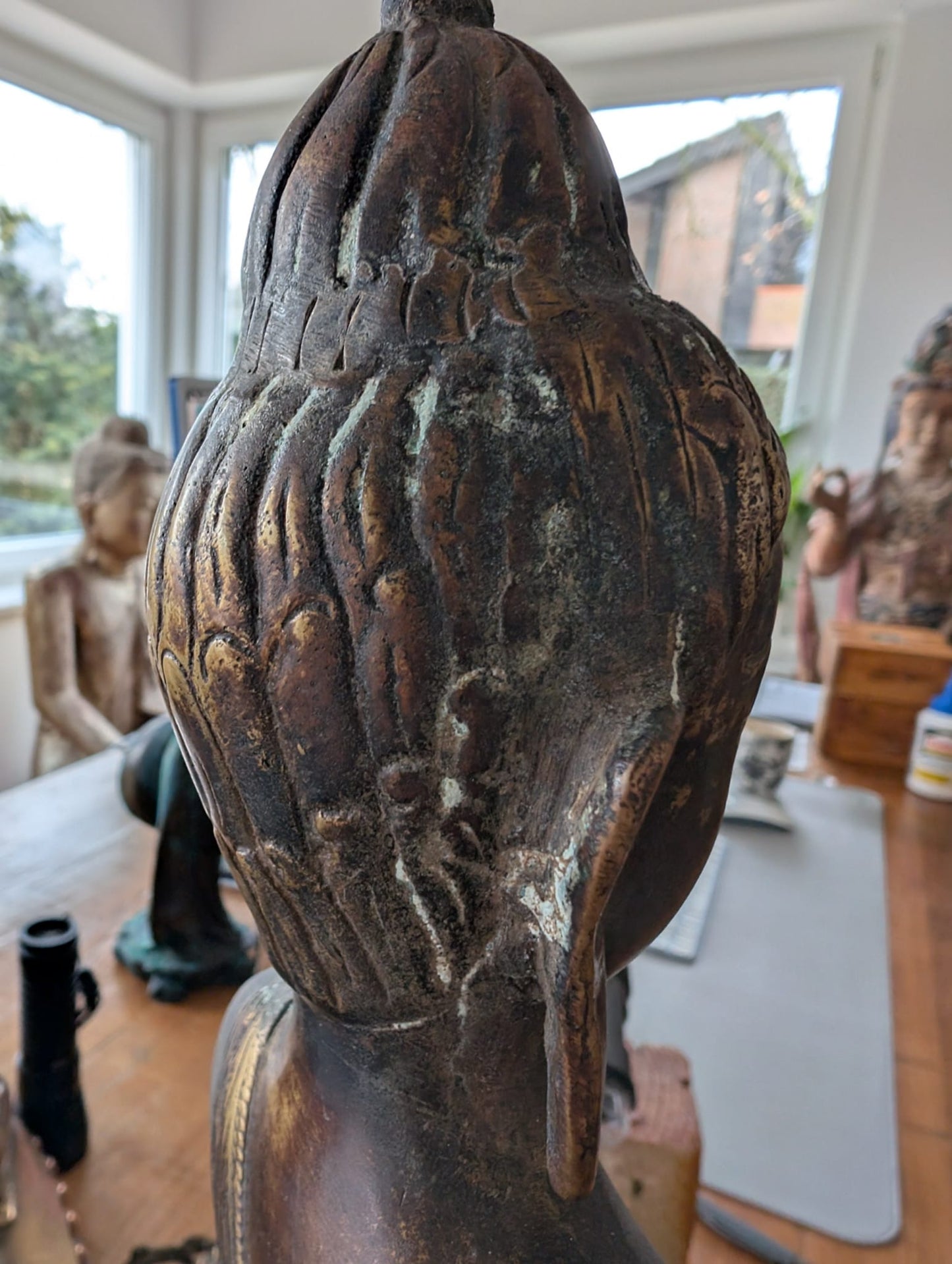 Antique Himalayan Buddha – Gilt Bronze, West Tibet / Mustang Attribution, 52 cm – surface and patina detail