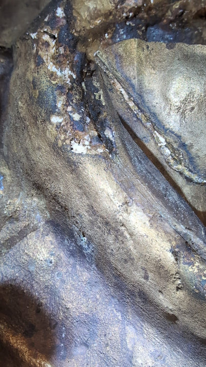 Antique Himalayan Buddha – Gilt Bronze, West Tibet / Mustang Attribution, 52 cm – close object detail