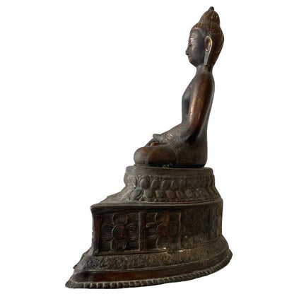 Antique Himalayan Buddha – Gilt Bronze, West Tibet / Mustang Attribution, 52 cm – left-side view