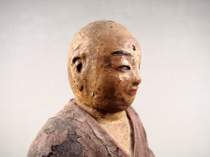 Antique Japanese Kobo Daishi in Zushi Shrine – Edo Attribution, 35 cm – decorative detail