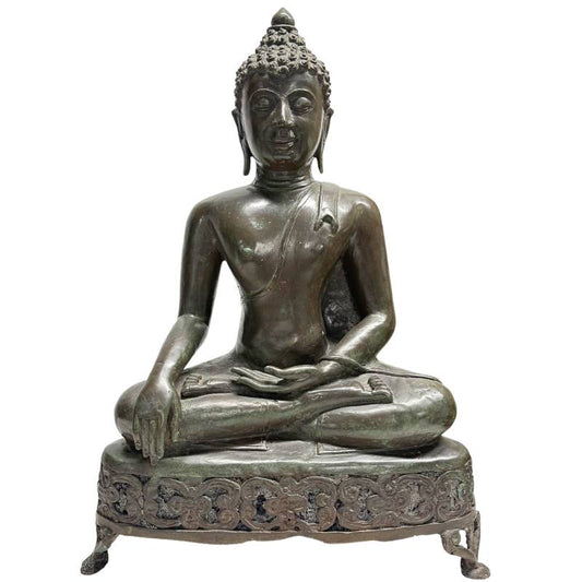 Antique Lan Na-style Shakyamuni Buddha in bronze, 19th century, front view