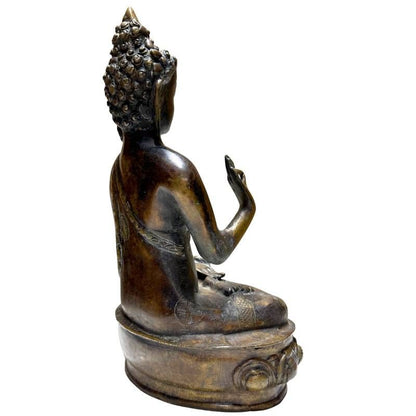 Antique Nepalese bronze Buddha, rear-left view with engraved robe border