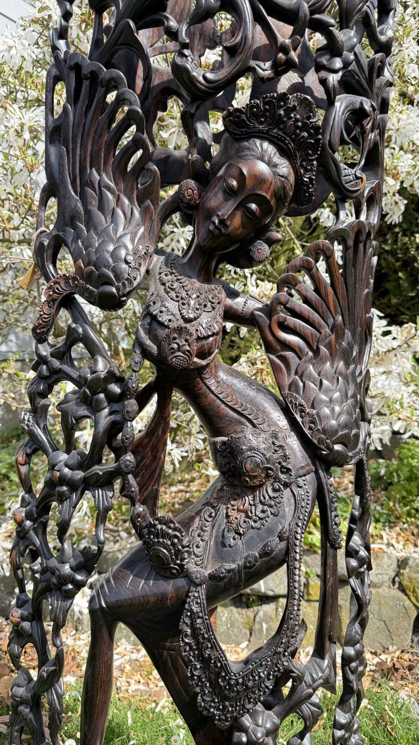 Balinees meesterwerk in hout
