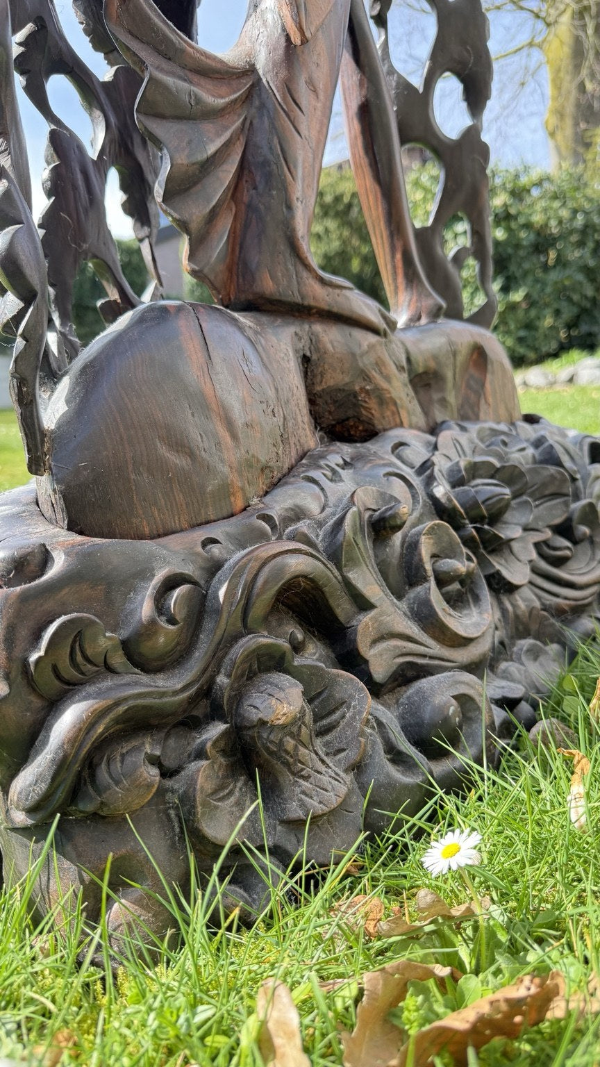 Pita Maha kunststijl sculptuur
