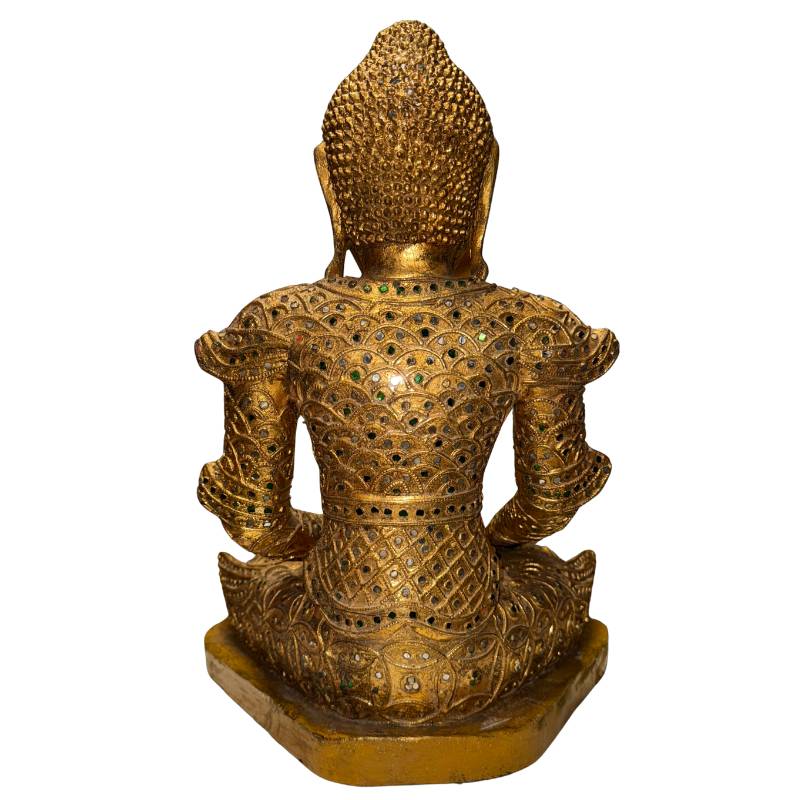 Birmaanse Boeddha met glas inleg en verfijnde ornamentiek in Mandalay kunststijl