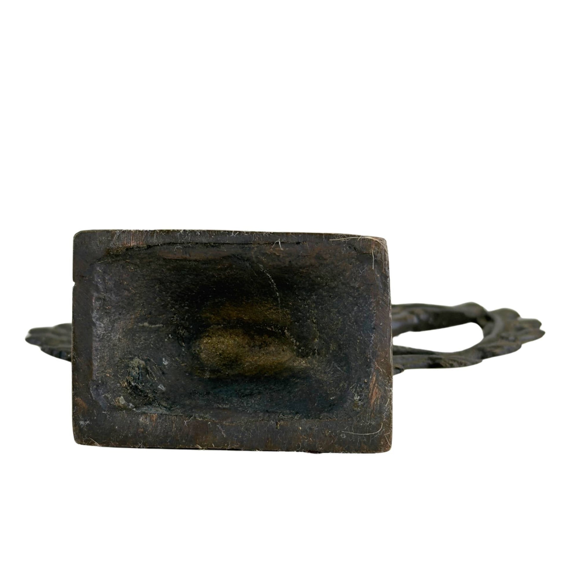 Bronzen Shiva beeldje met Apasmara onder de voet als symbool van overwonnen onwetendheid