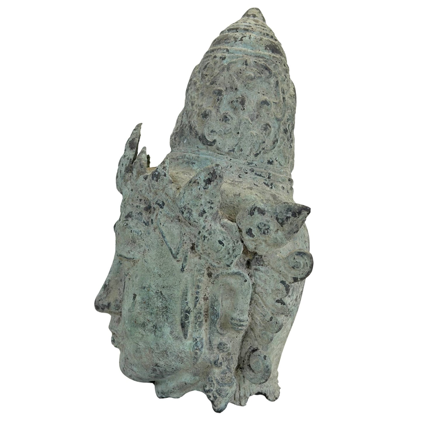 Bronzen Vishnu hoofd met oude corrosie en minerale afzettingen