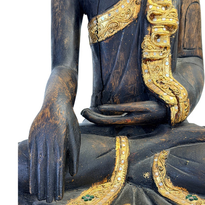 Hands of the Burmese Mandalay Buddha in bhumisparsha mudra