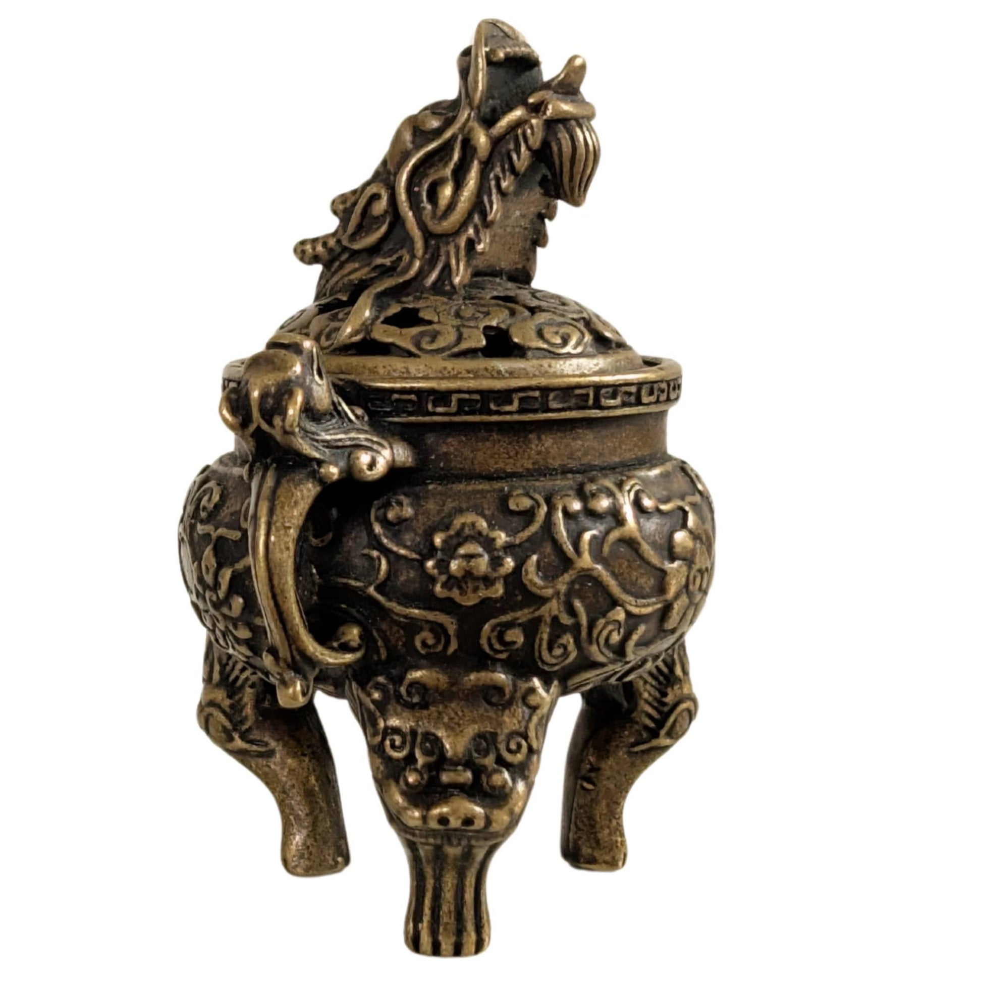 Kleine bronzen tripod censer met opengewerkt deksel en traditionele motieven.