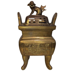 Chinese bronzen wierookbrander op vier poten met leeuwendeksel – lot 106
