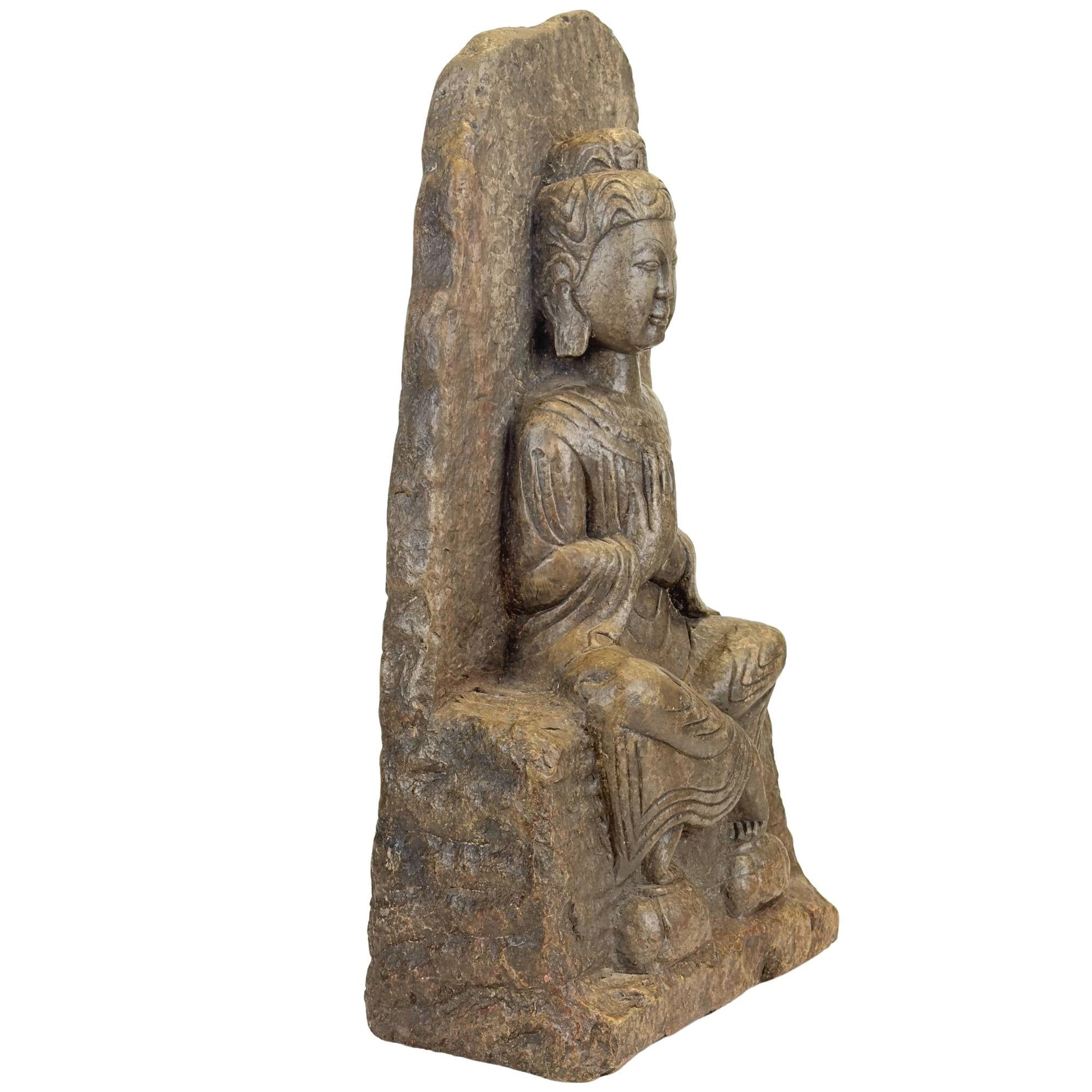 Chinese Guanyin stele uit zware grijsgroene steen met historische verwering