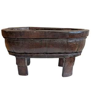 Chinese houten deegkom op vier poten – lot 140
