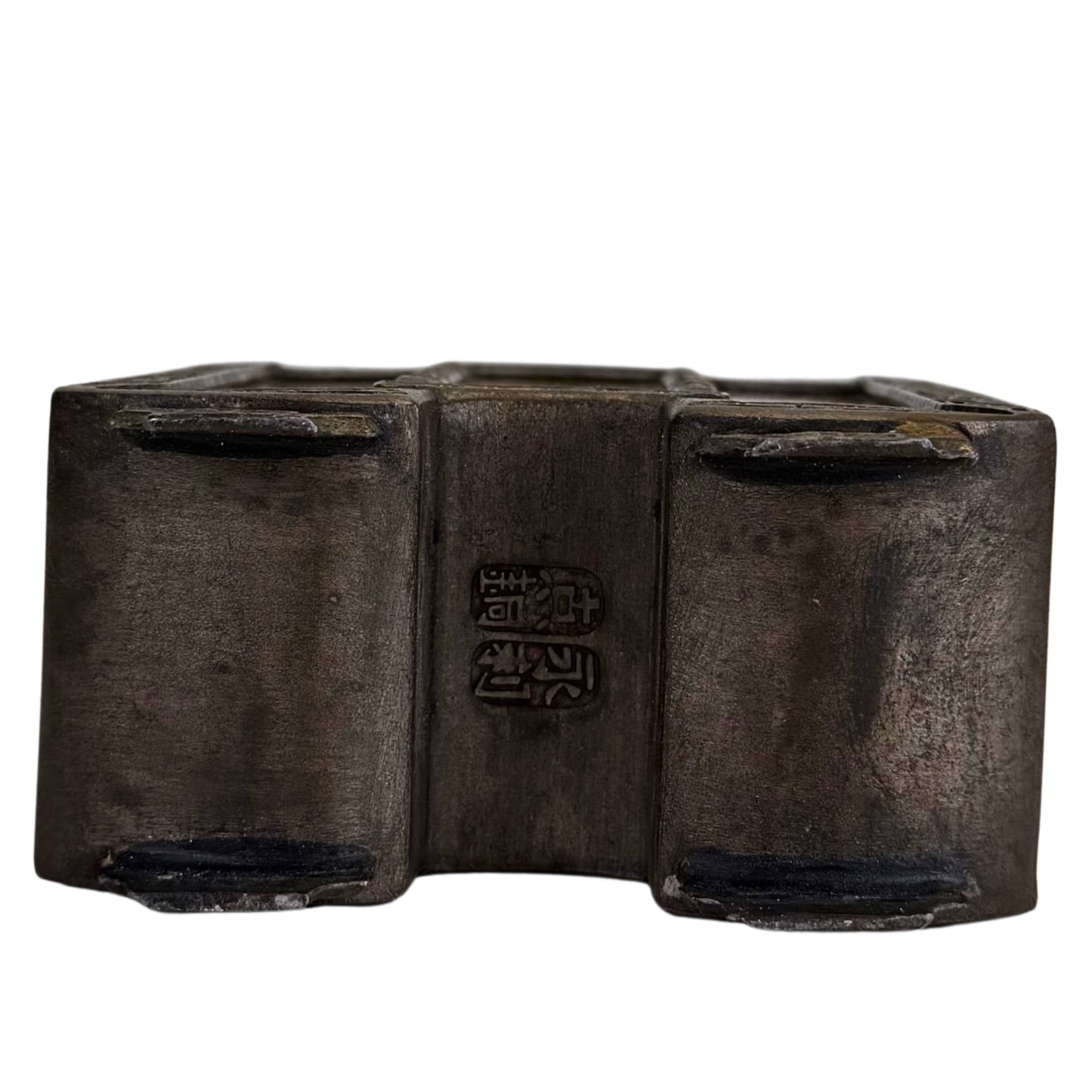 Chinees kunstobject met hofdames, bloemenmotieven en symbolische details