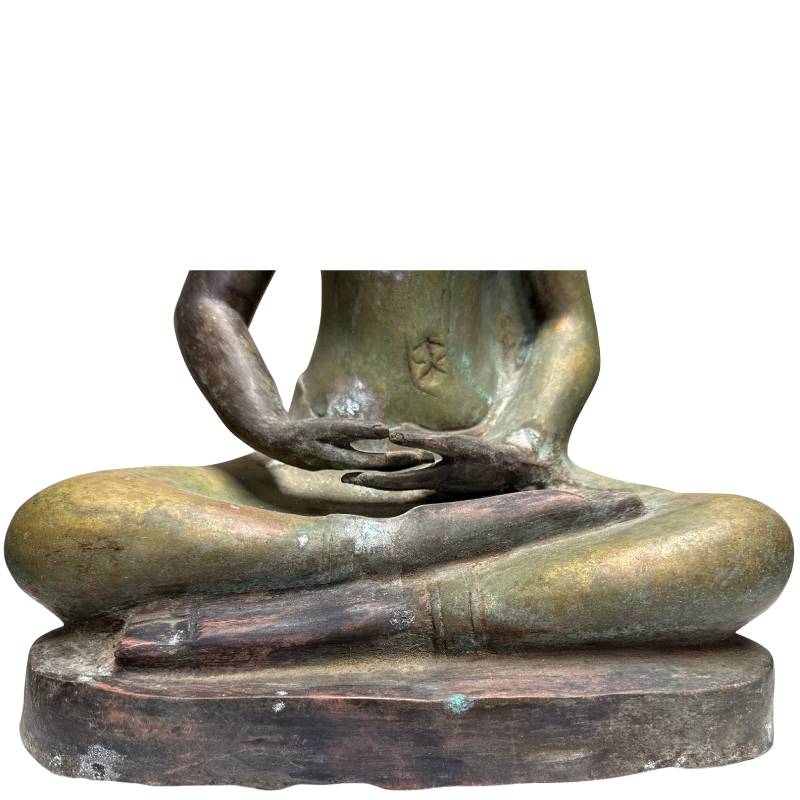 Chinese Yongle-Style Buddha – Gilt Bronze with Six-Character Mark, 46 cm – underside and base view