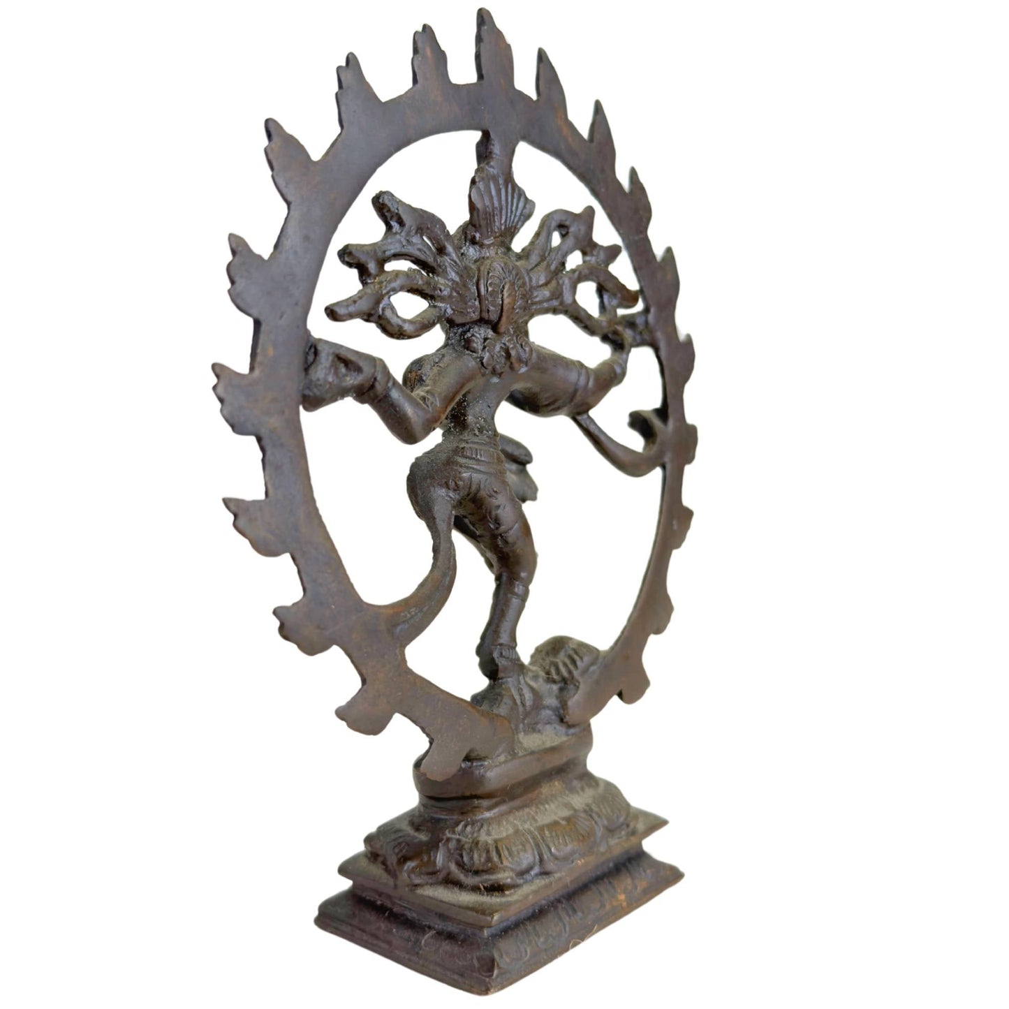 Compact hindoe beeldje van Shiva Nataraja met klassieke Indiase iconografie