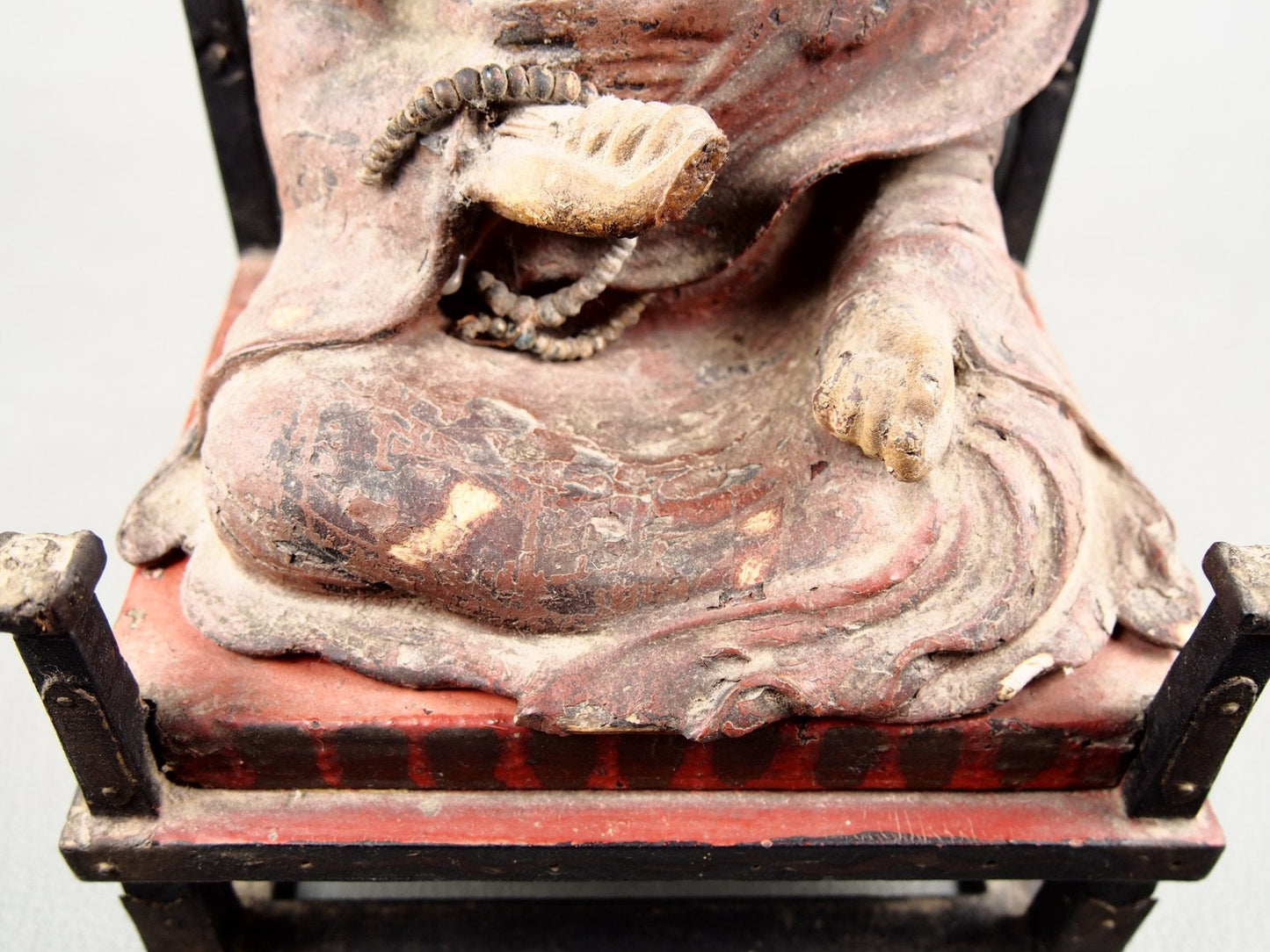 Houten beeld uit de Japanse Edo periode
