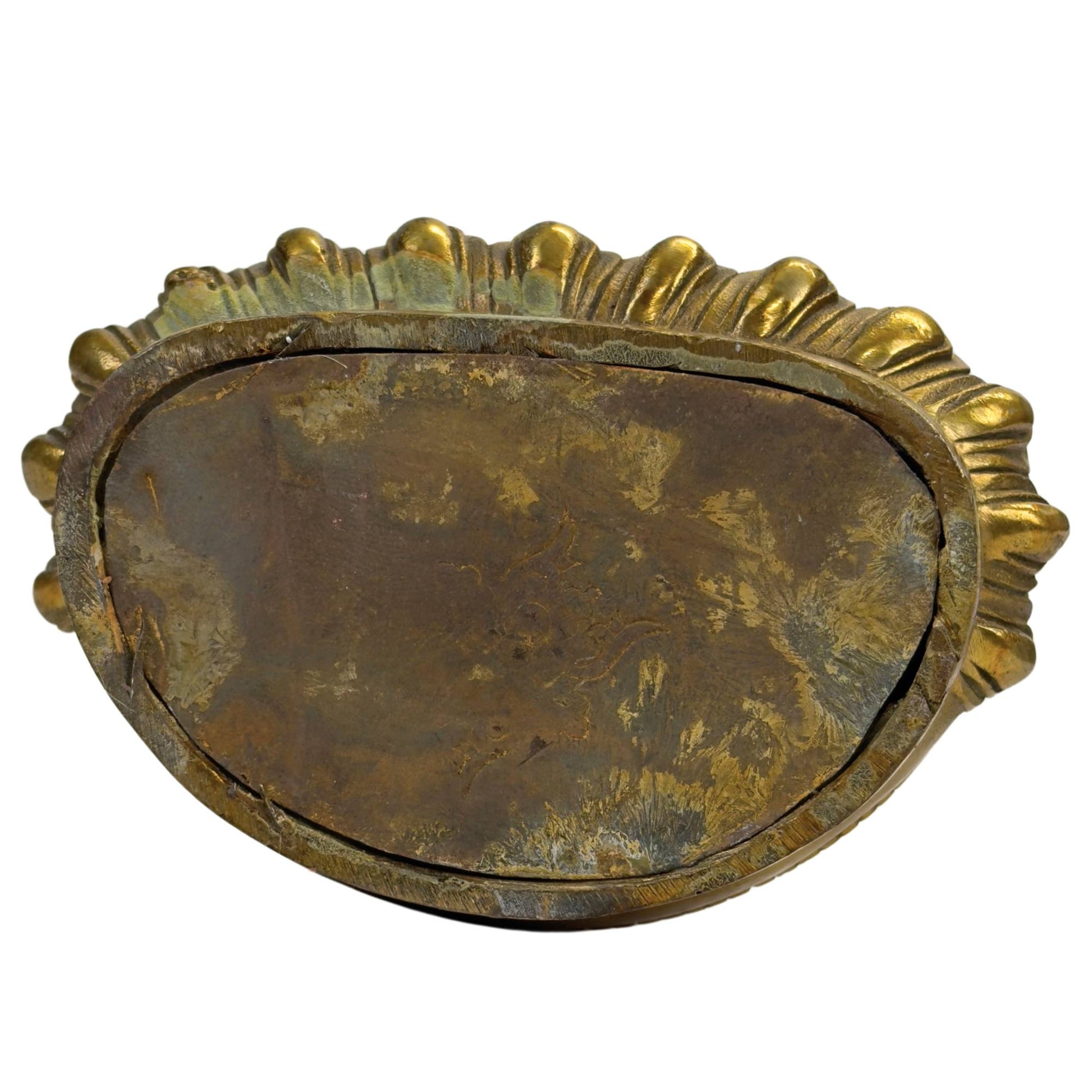 Gilt Bronze Buddha – Bhumisparsha Mudra, 15.5 cm – close view of the lower section