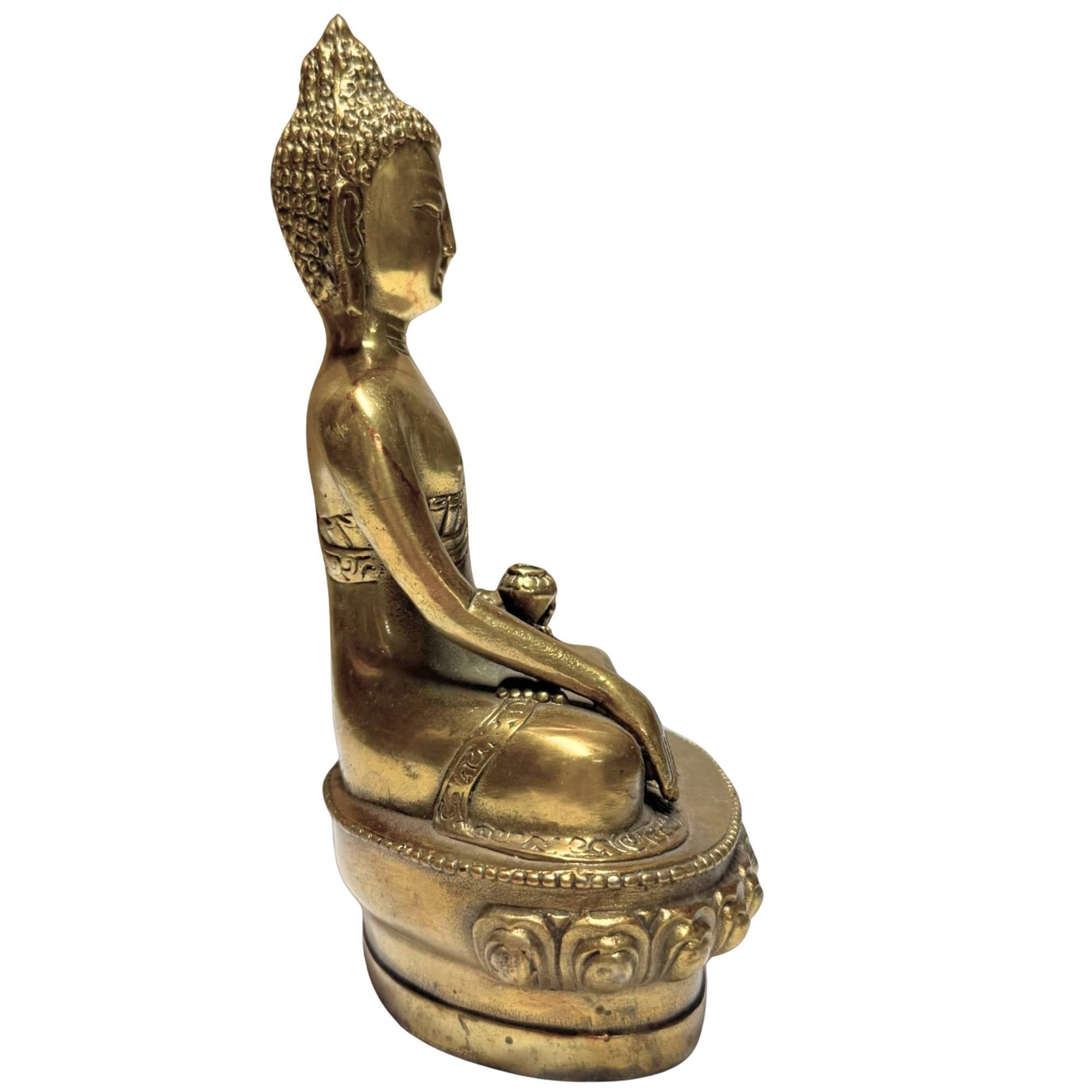 Goudkleurig Boeddha beeld voor meditatie, rust en een betekenisvolle plek in huis