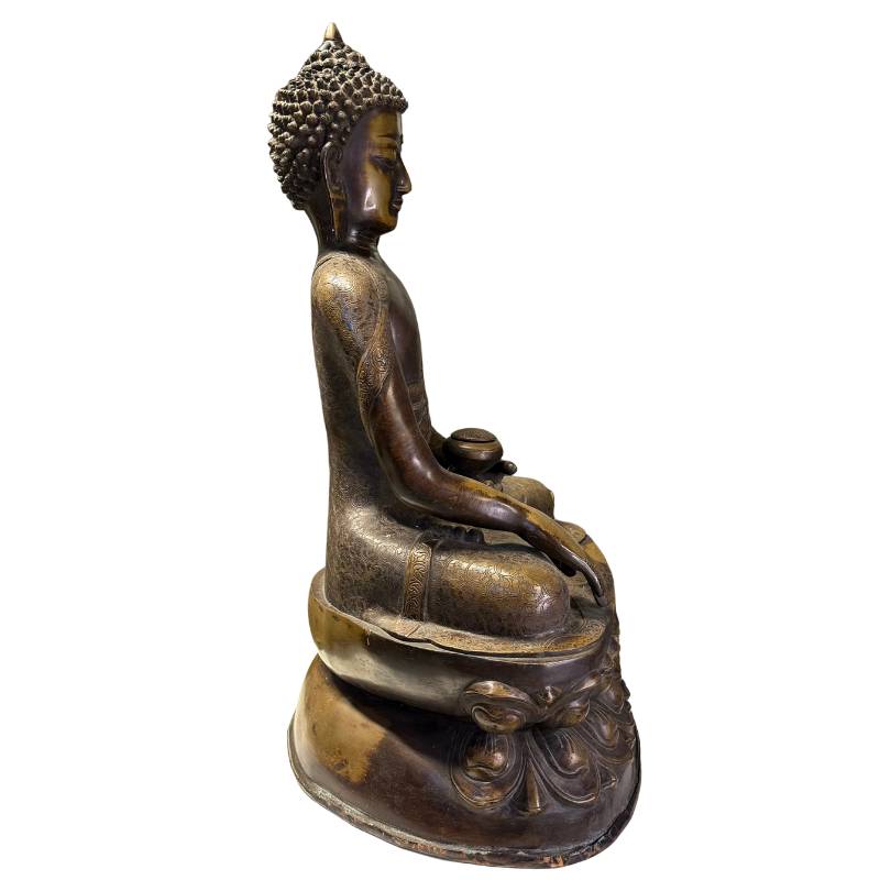 Monumentale tempel Boeddha 59cm hoogte Newari vakmanschap Kathmandu vallei.