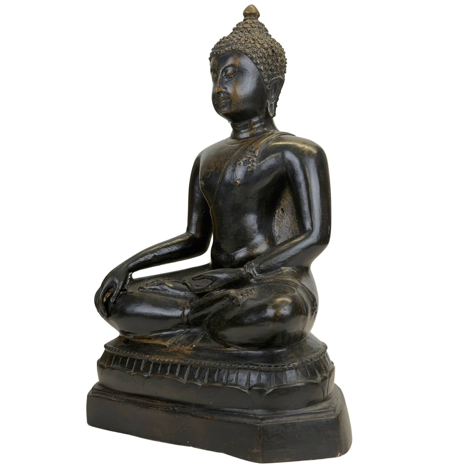 Detail van handafwerking op Thaise bronzen Boeddha