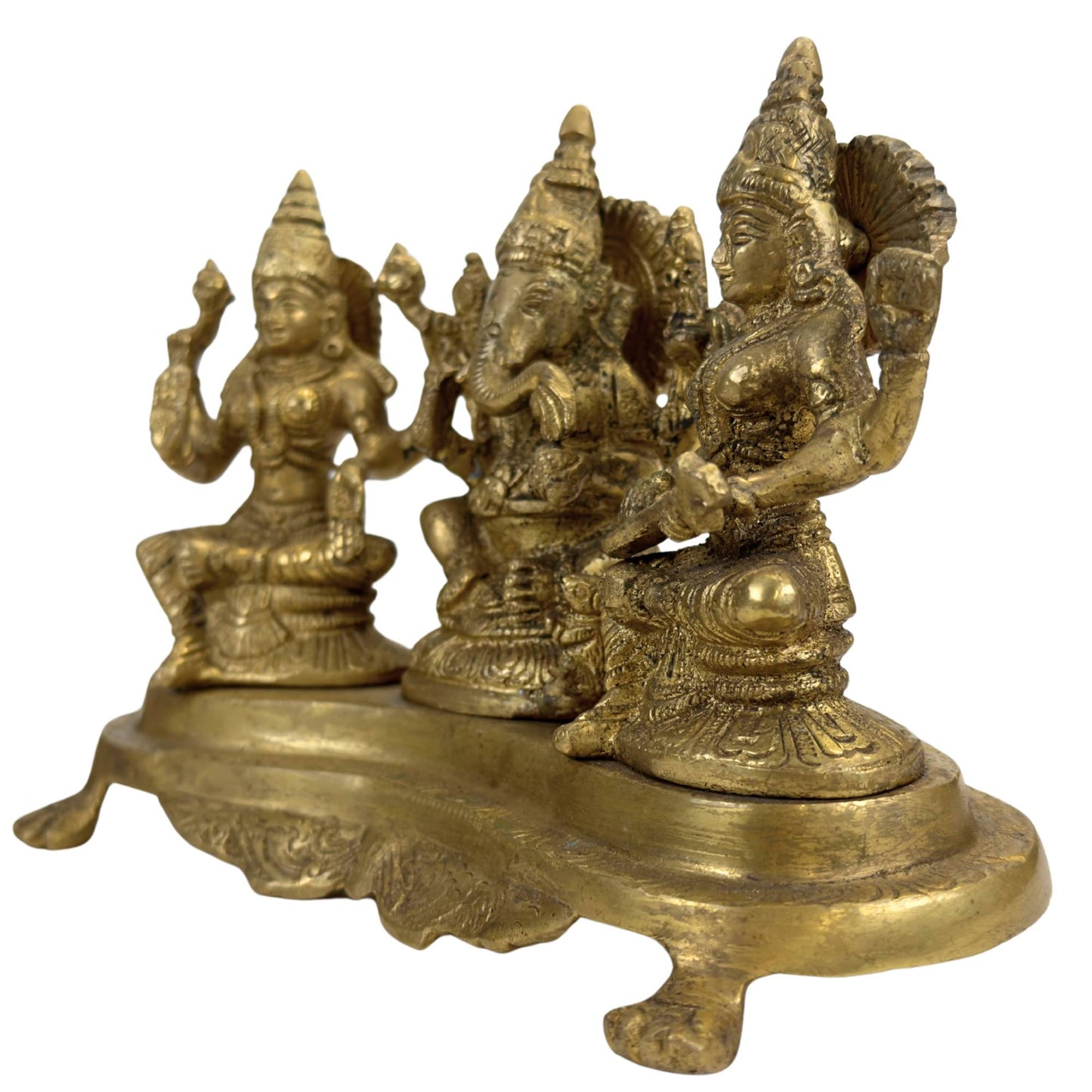 Detail van handmatige ponsdecoratie op Indiaas hindoe beeld