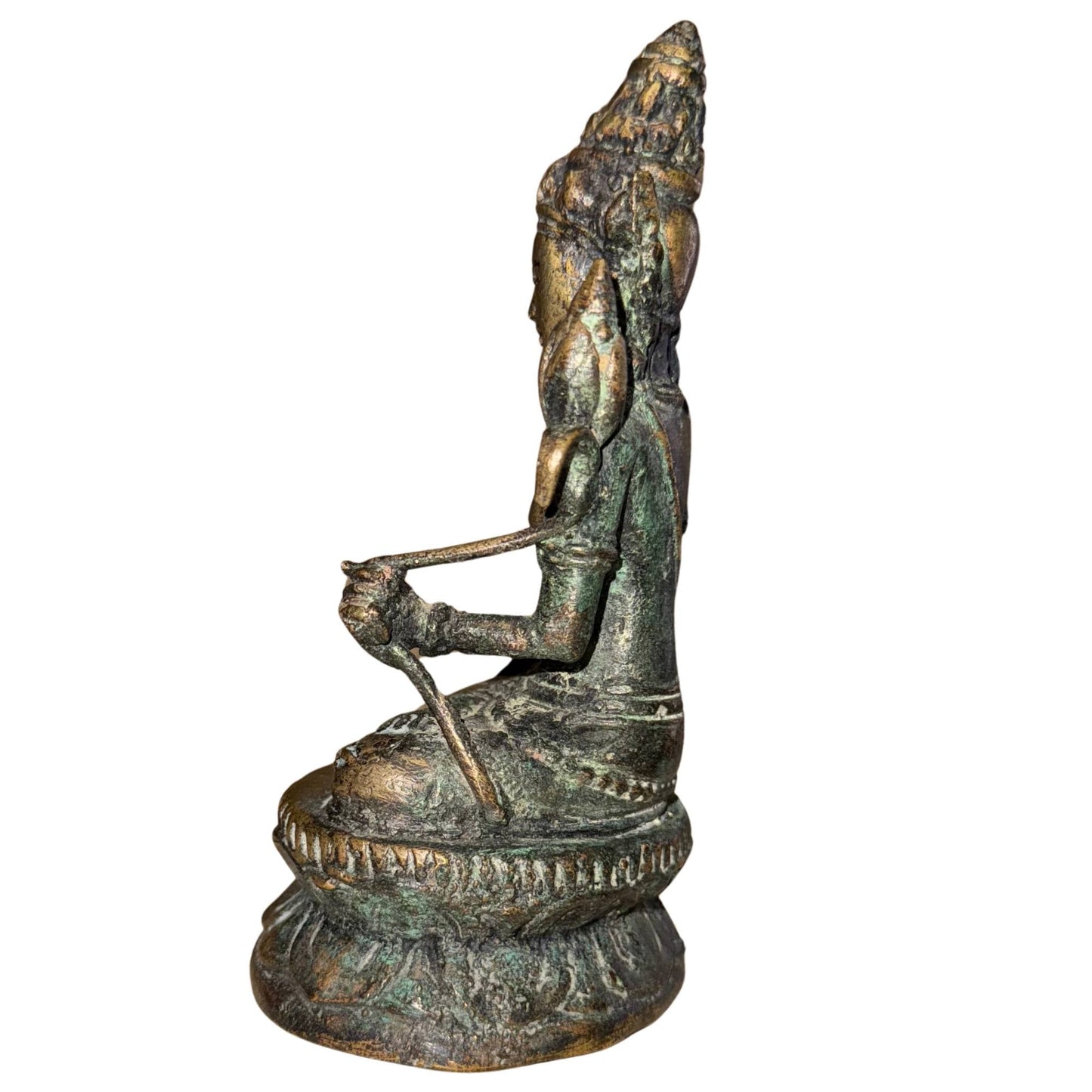 Himalaya Avalokiteshvara Padmapani van brons met lotusknop en spirituele symboliek