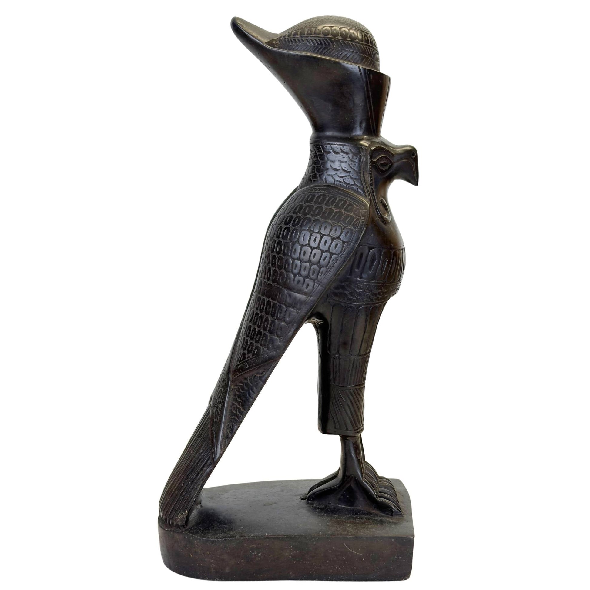 Horus beeld geïnspireerd op de kunst van het oude Egypte