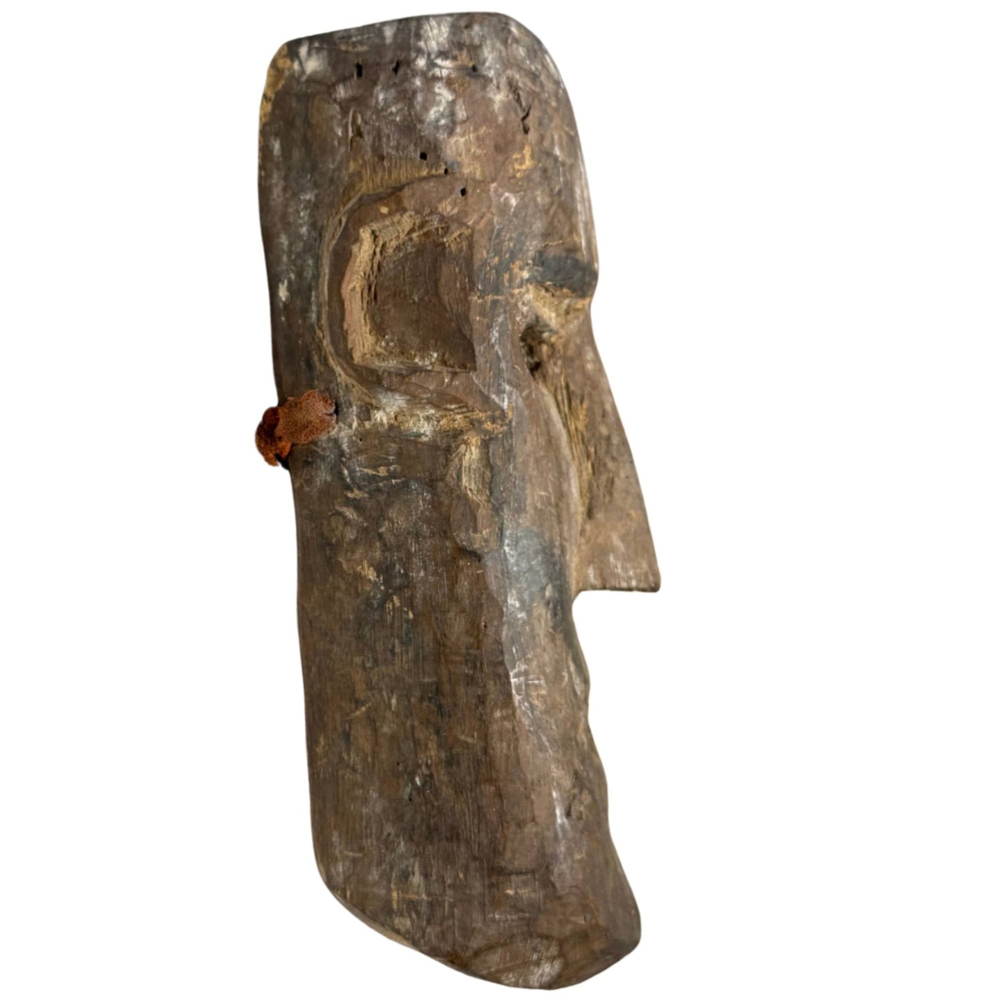 Houten sjamanenmasker met ingekraste ruitpatronen, authentiek Himalaya masker met primitieve handgesneden vorm