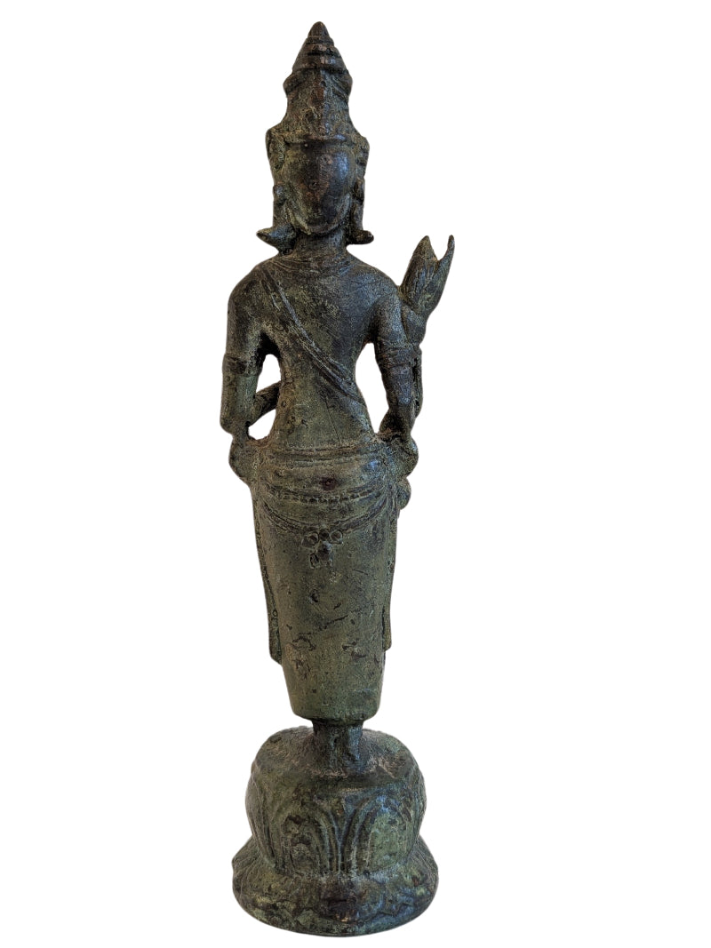 Lotus pedestal of the compact bronze figure