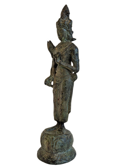 Slender standing Avalokiteshvara, 22.9 cm high