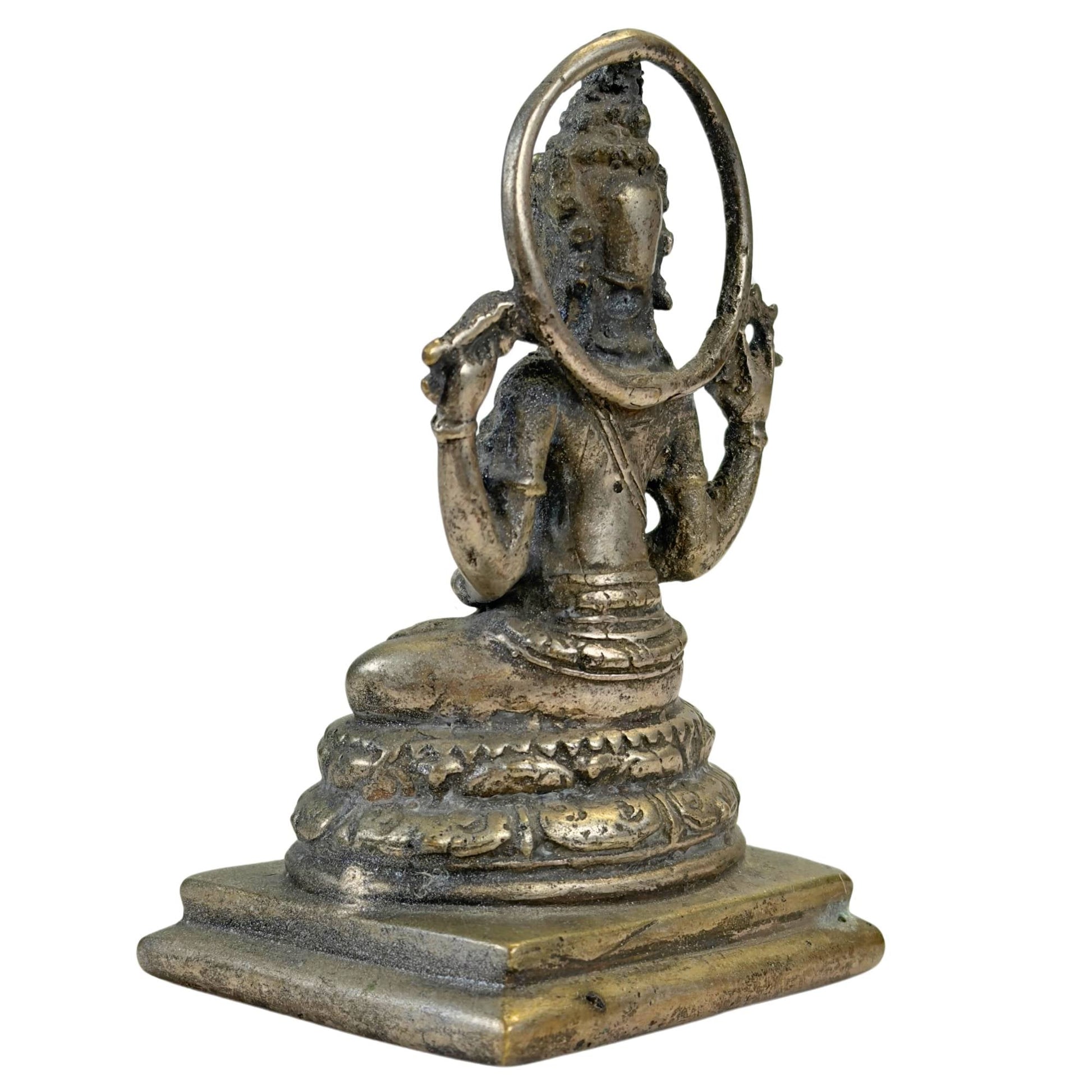  Indonesisch bronzen beeld in Majapahit stijl met aureool, lotustroon en compacte massieve gieting
