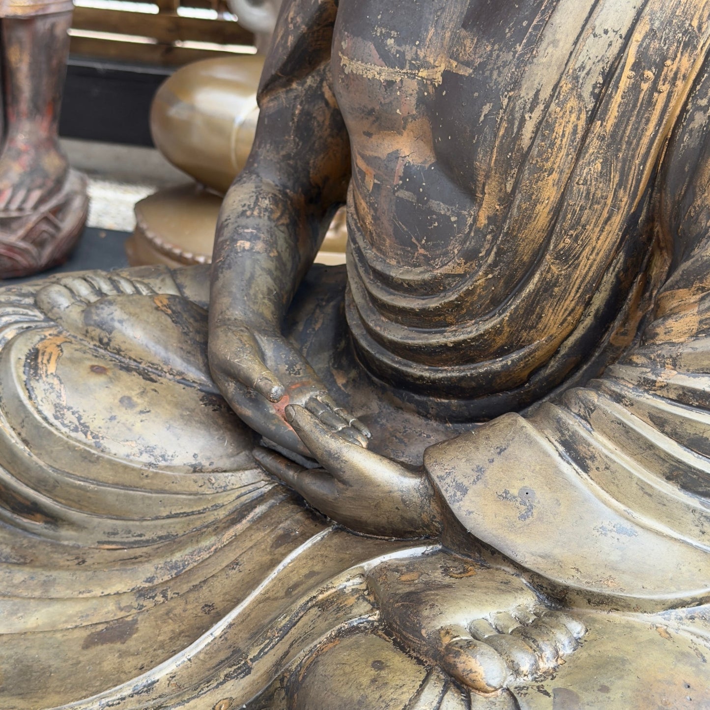 Cast-bronze surface and modelling of the Japanese seated Buddha, catalogue view 12