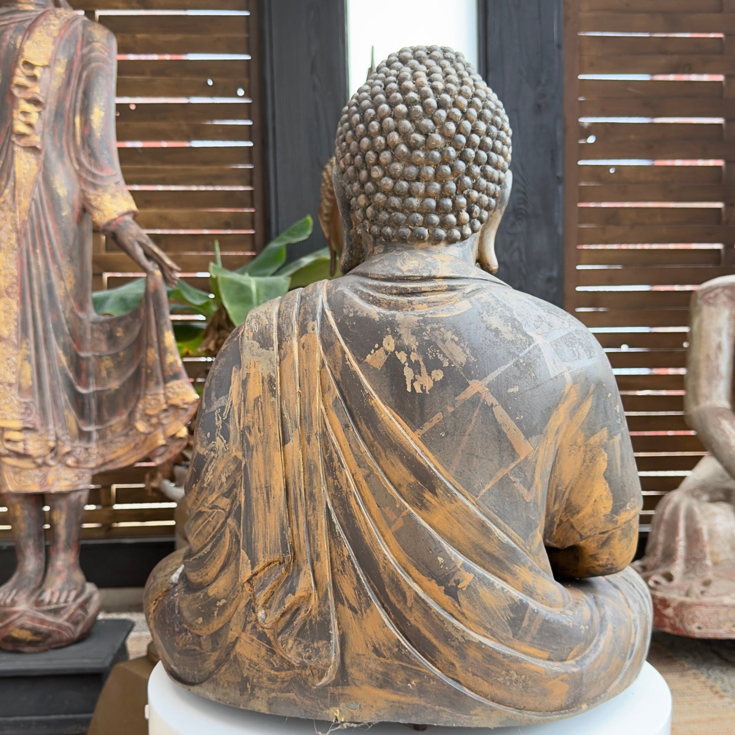 Surviving historic gilding on the antique Japanese Buddha, catalogue view 18