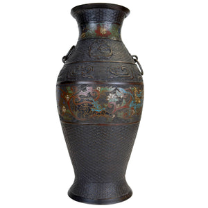 Grote Japanse Bronzen Champlevé Vaas met Fabeldieren en Ringoren – 43 cm