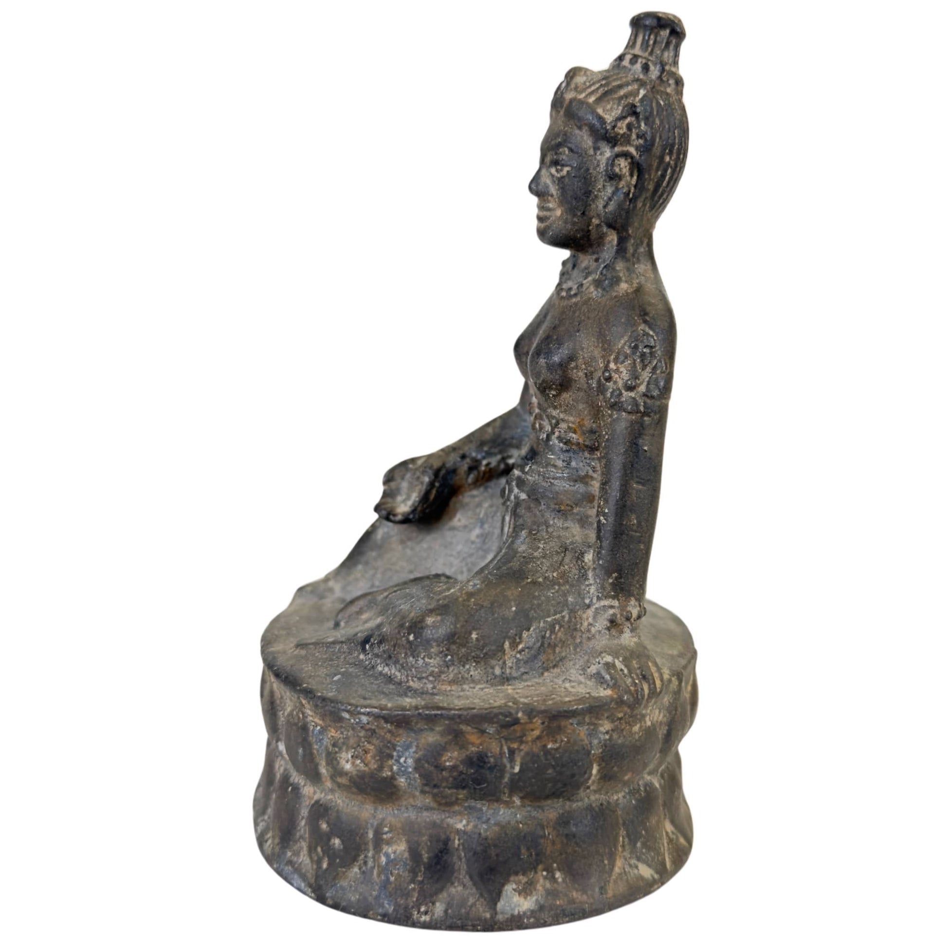 lotus basis bronzen beeld khmer stijl boeddhistische kunst