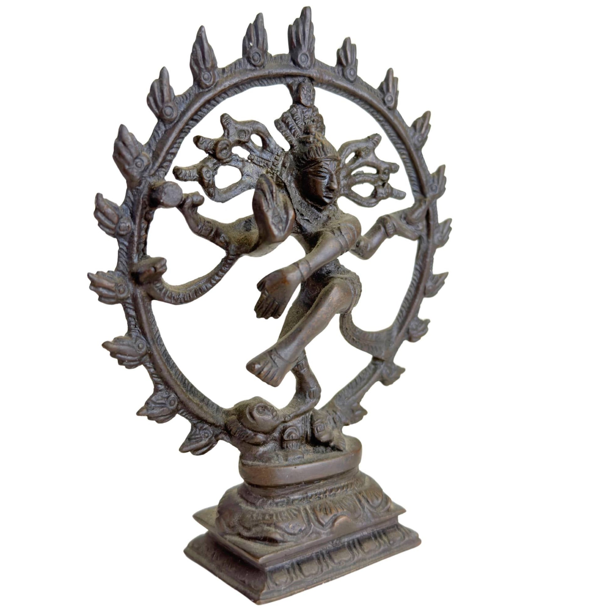Klein Shiva Nataraja altaarbeeldje van brons voor meditatieplek of huisaltaar